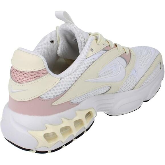 NWT Nike Women's Zoom Air Fire CW3876-103 Coconut Milk Summit White Size 9.5 - Picture 3 of 6